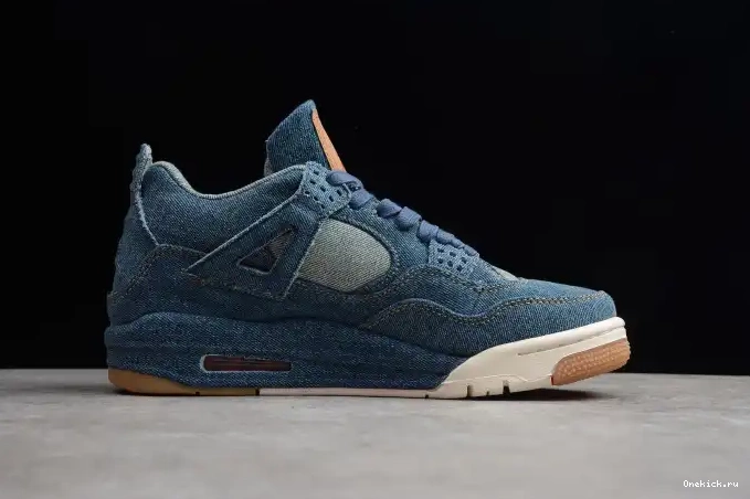 One Kick Nike AO2571-401 Levi's x Air 4 Denim Jordan 0516